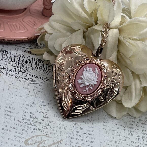 Cameo White Pink Wedding Party Mom Christmas Rose Gold Heart Locket Anniversary - Picture 8 of 15